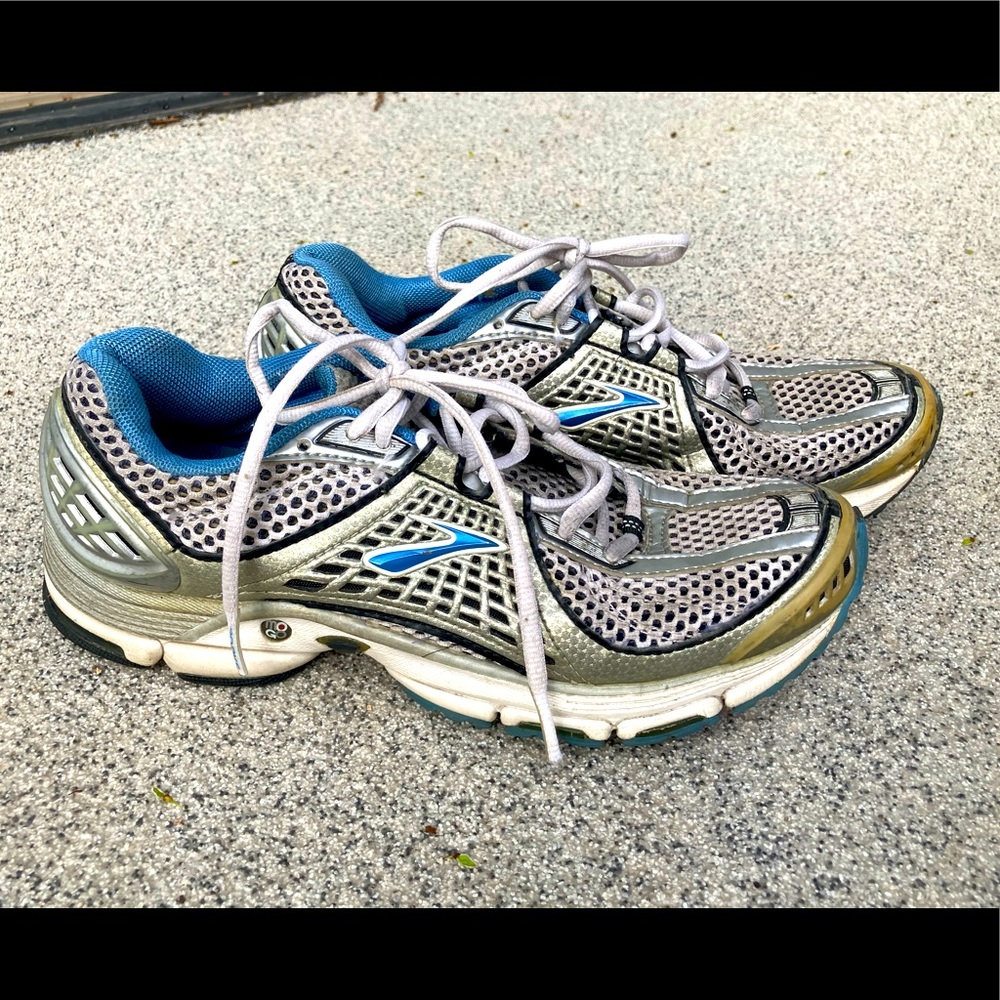 Brooks Trance grey blue running sneakers shoe